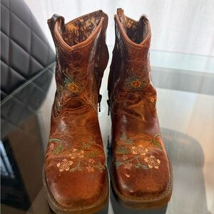 Shyanne Embroidered Brown Leather Ankle Boots